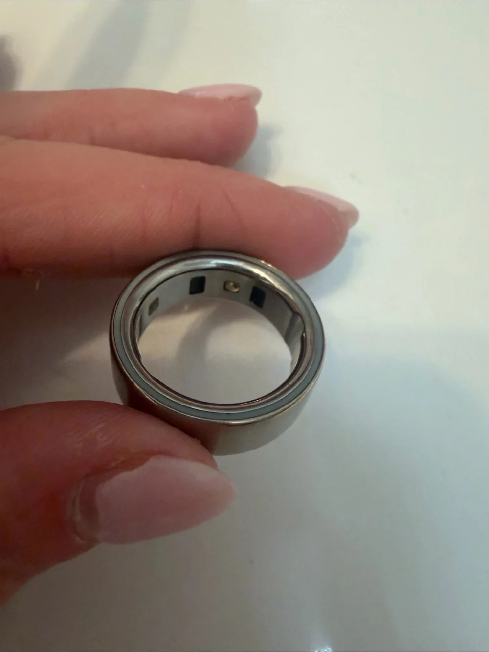 Oura Ring 4 Smart Ring — Gold Finish